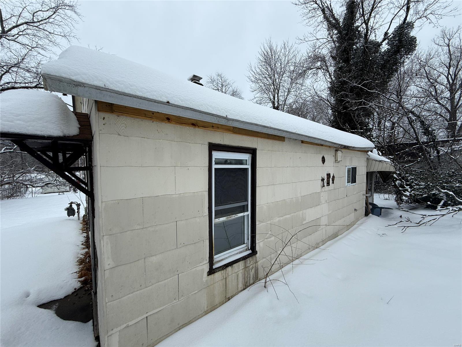 1819 Bella Clare Drive