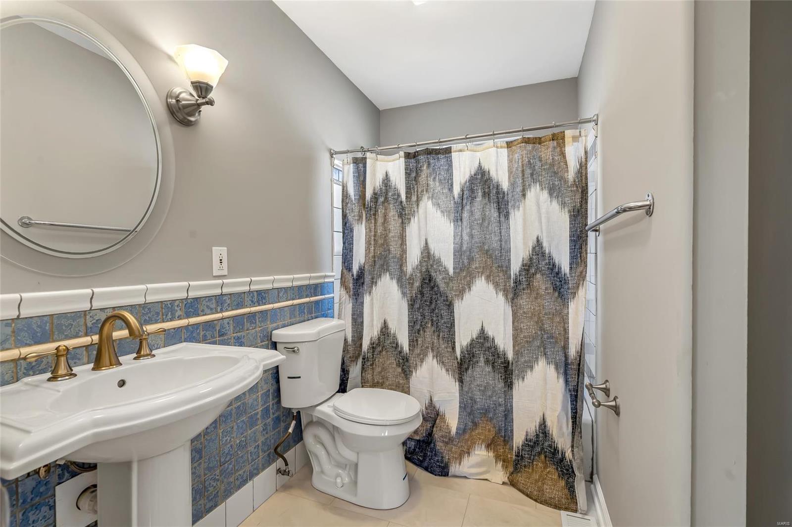 5205 Ville Cecelia Lane