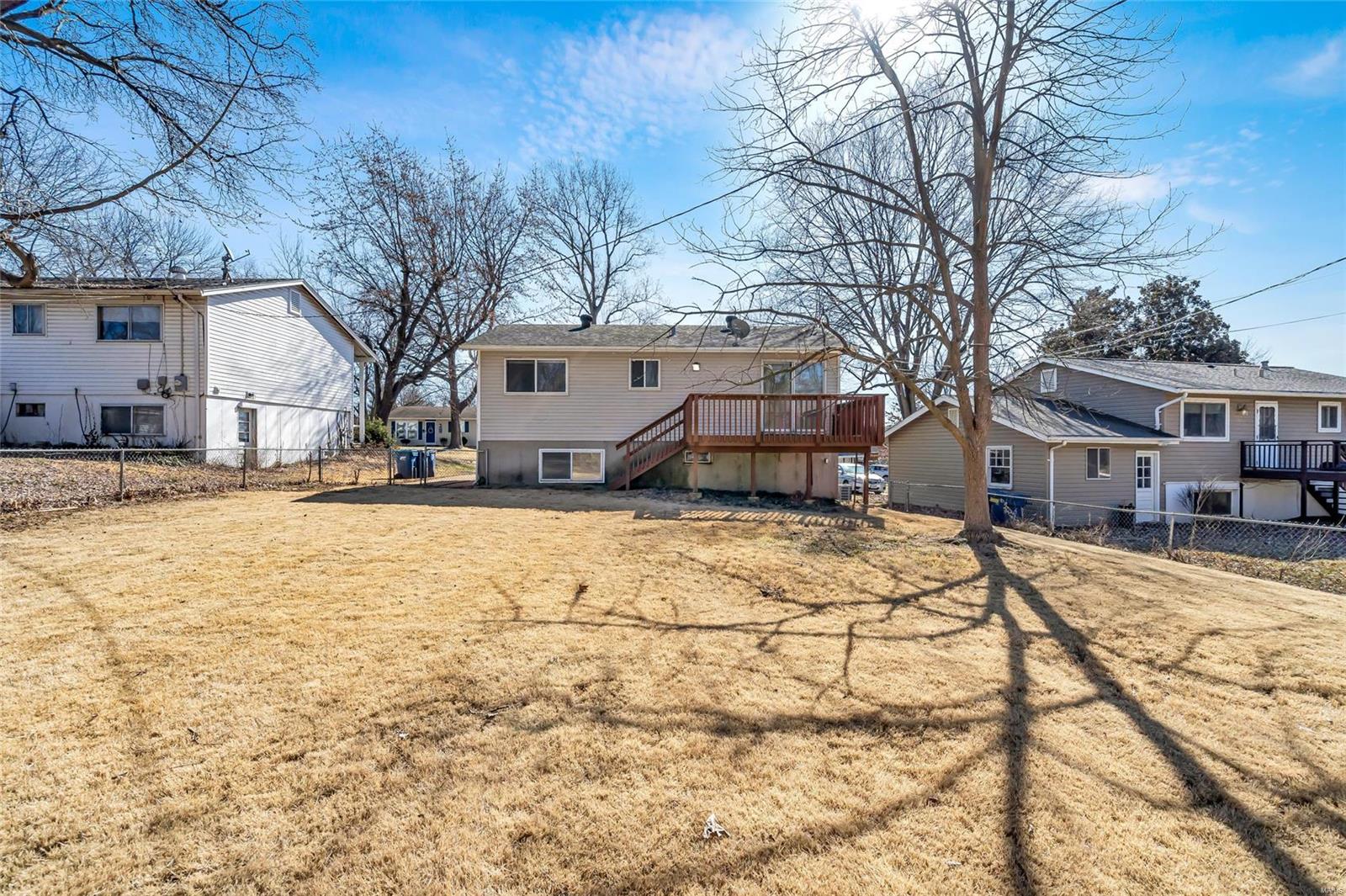 5205 Ville Cecelia Lane