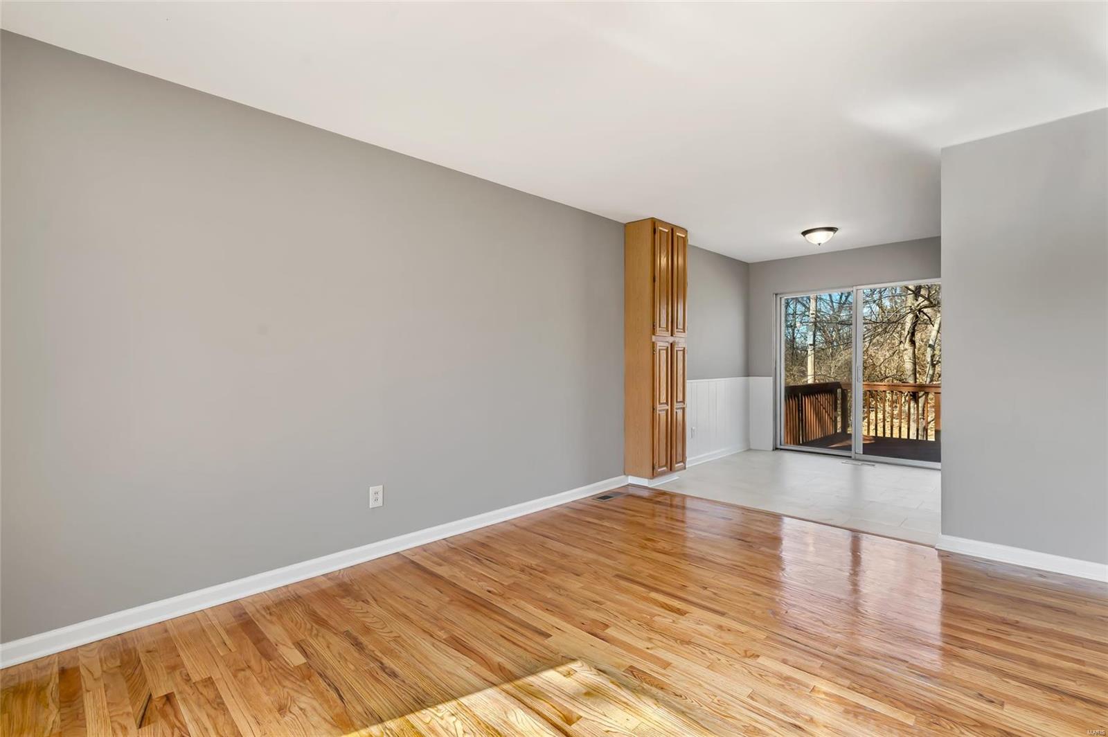 5205 Ville Cecelia Lane