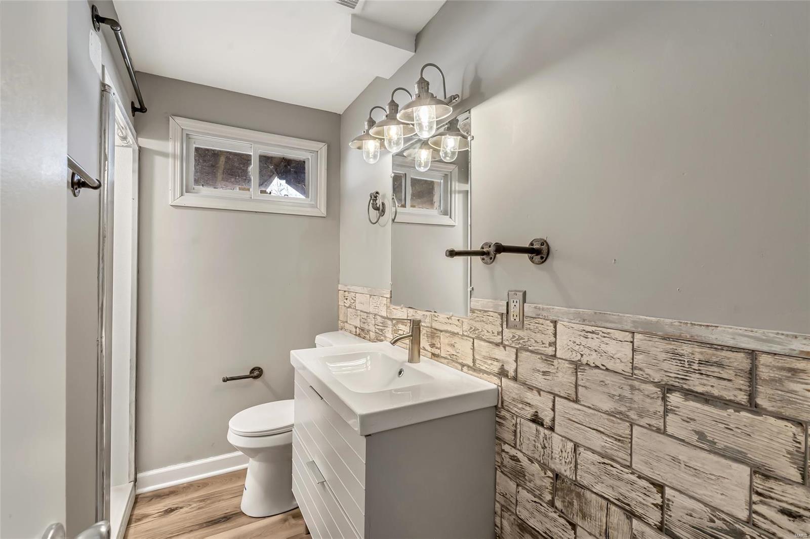 5205 Ville Cecelia Lane