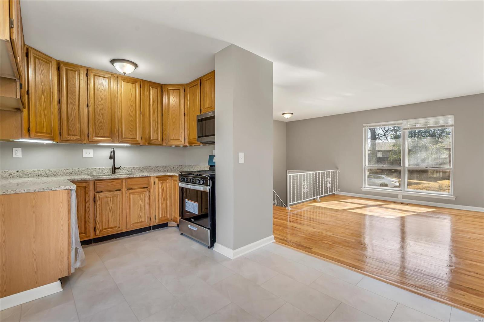 5205 Ville Cecelia Lane