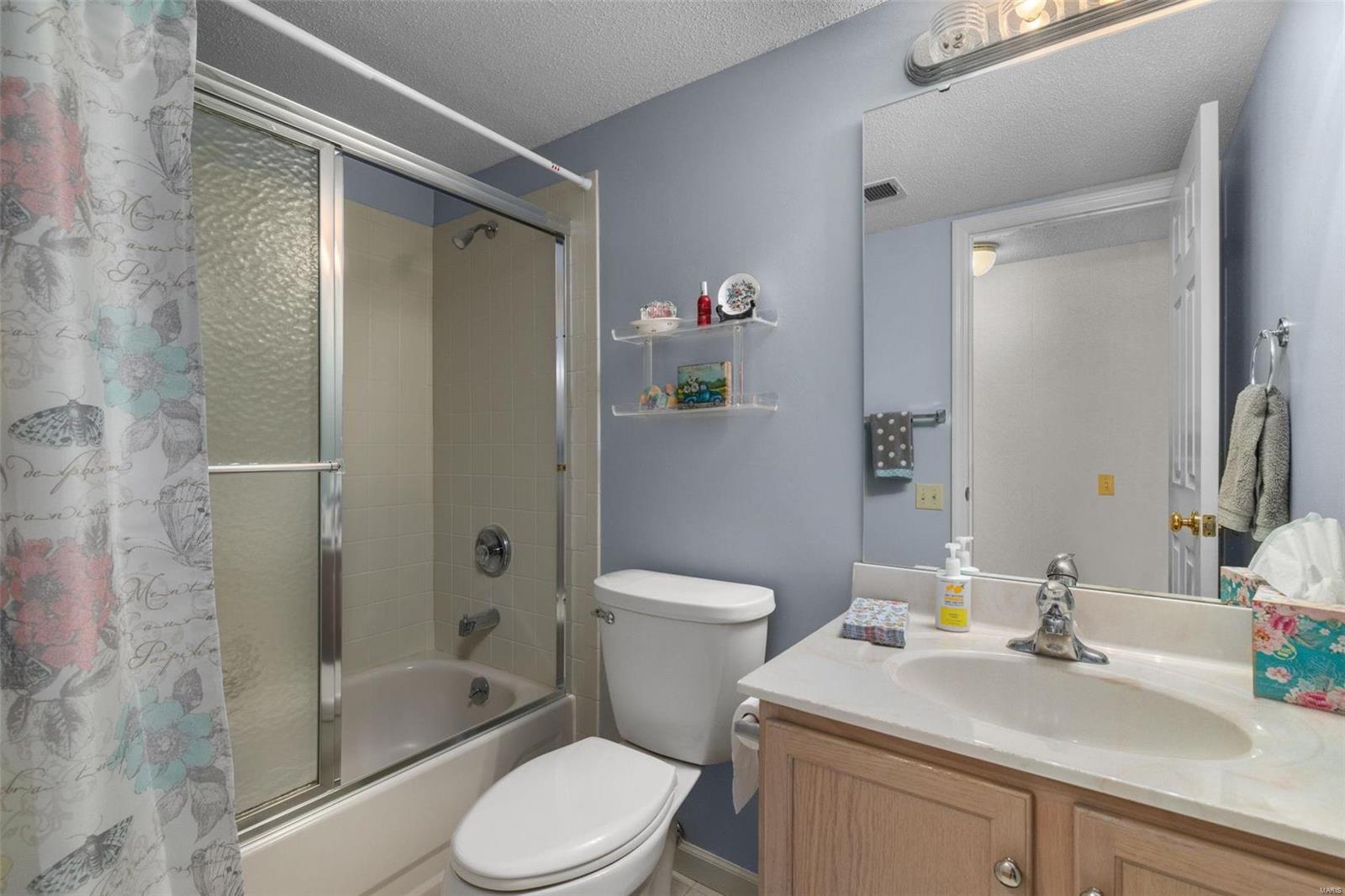 585 Coeur De Royale Drive Unit: 305