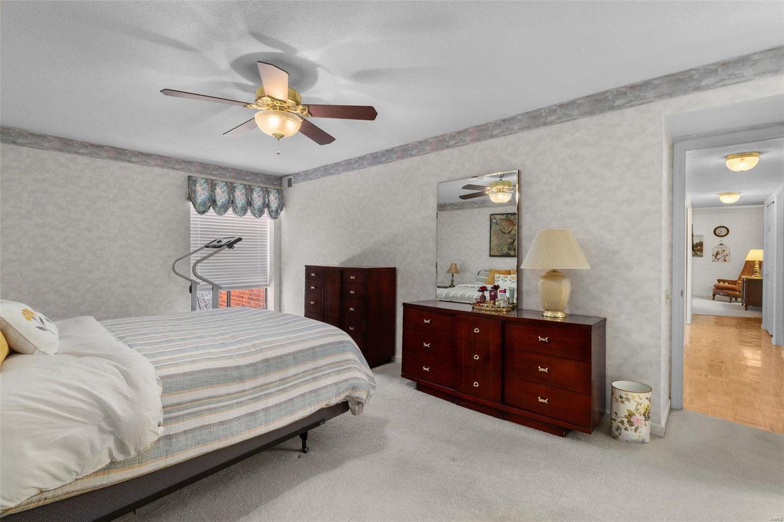 585 Coeur De Royale Drive Unit: 305