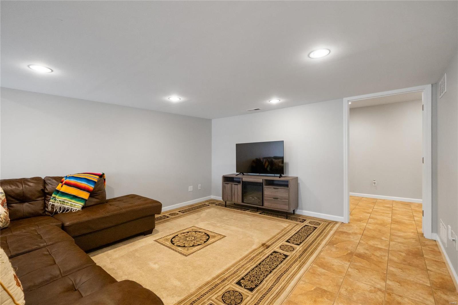 637 Meramec View Drive