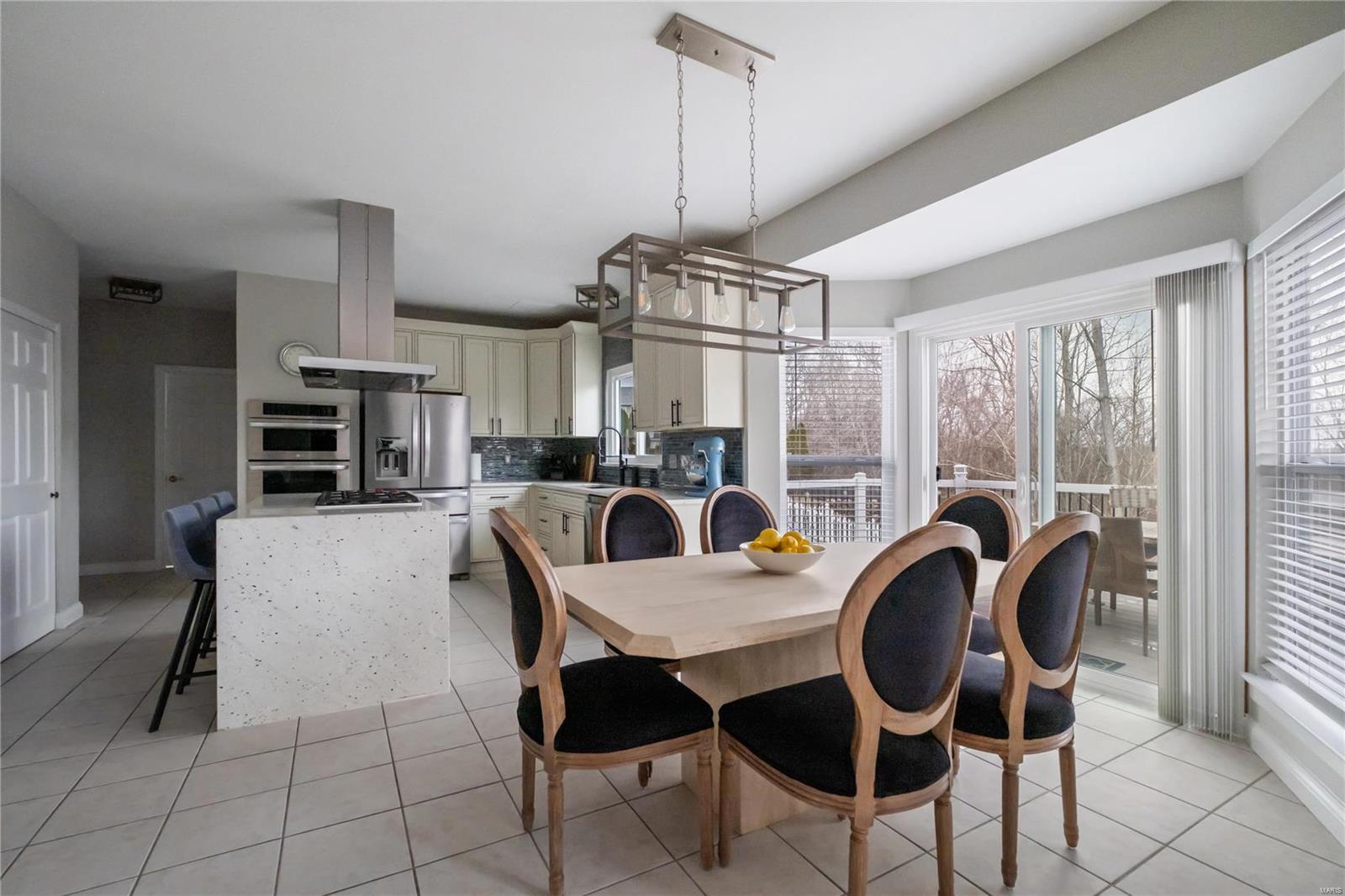 637 Meramec View Drive