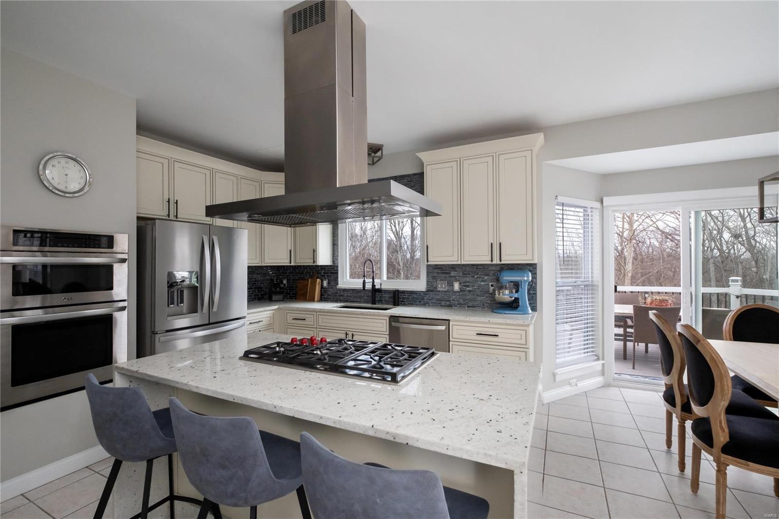 637 Meramec View Drive