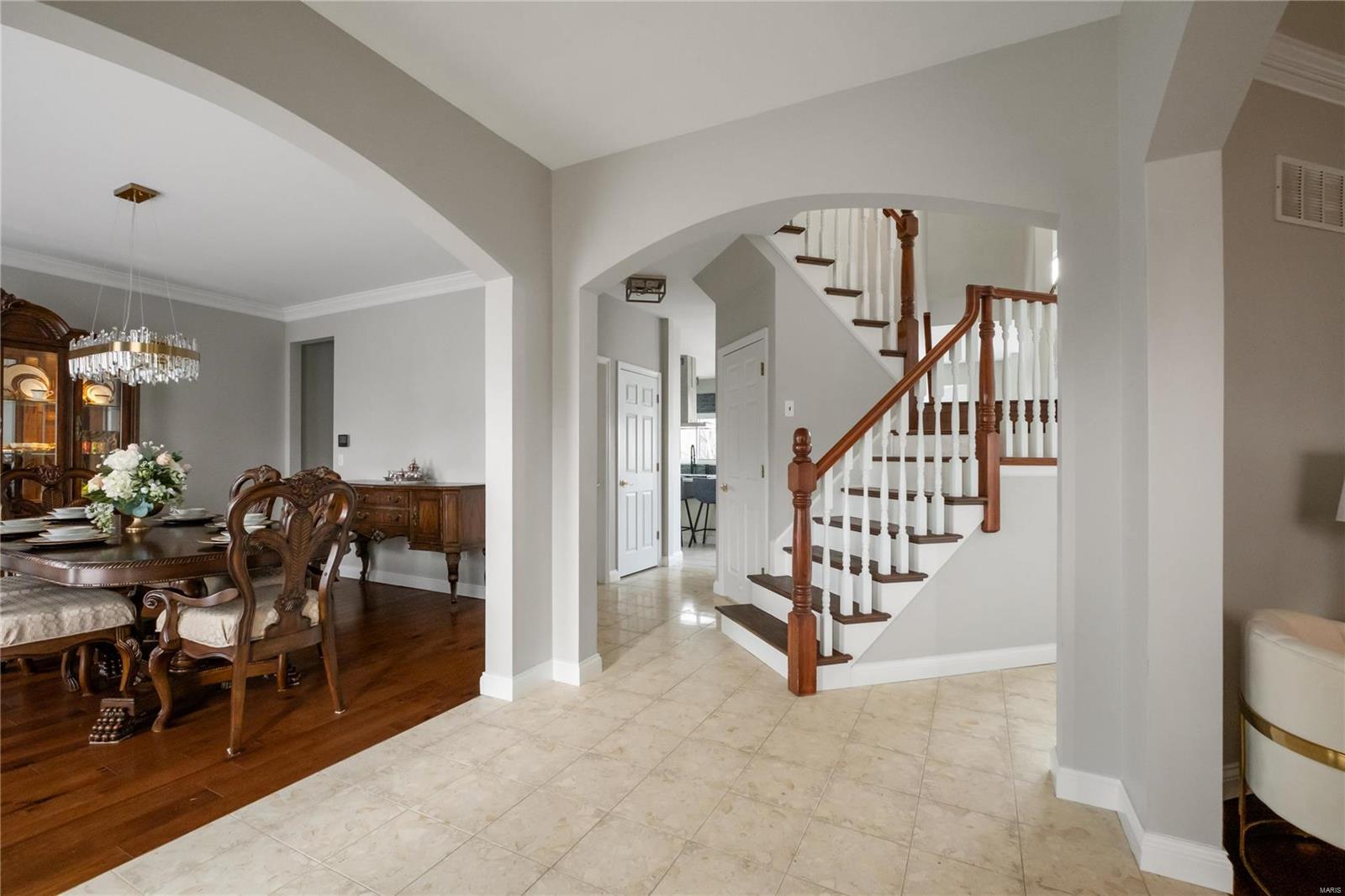 637 Meramec View Drive