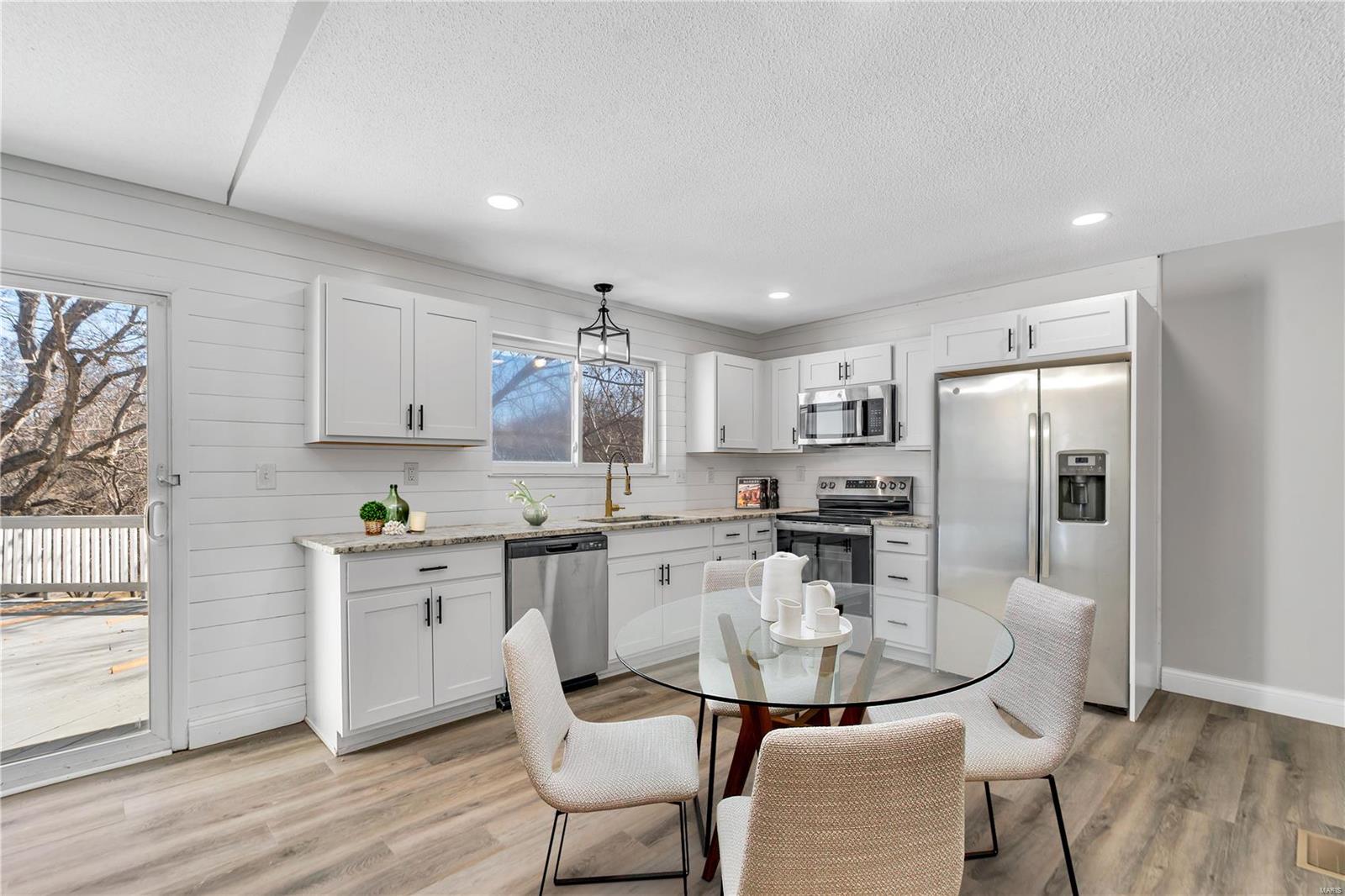 11203 Sherwood Oak Court