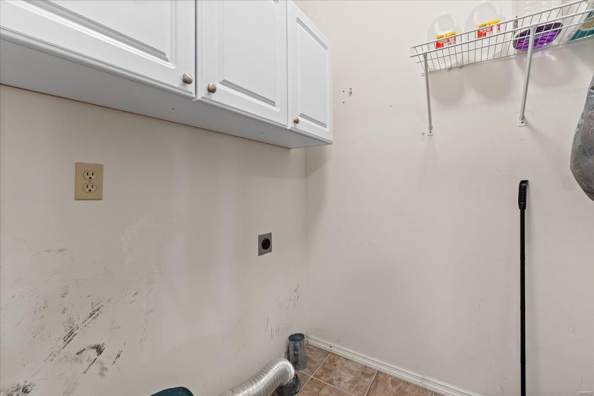 2937 Fox Bluff Drive