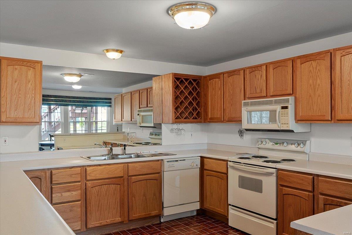 2937 Fox Bluff Drive