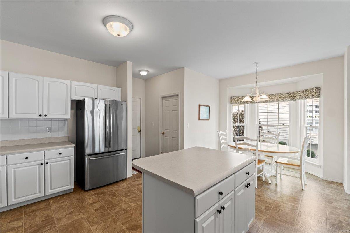 2937 Fox Bluff Drive