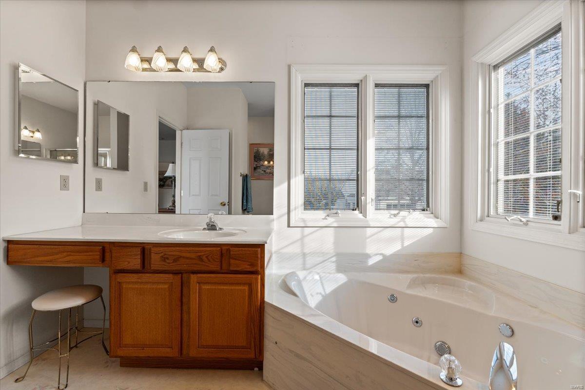 2937 Fox Bluff Drive