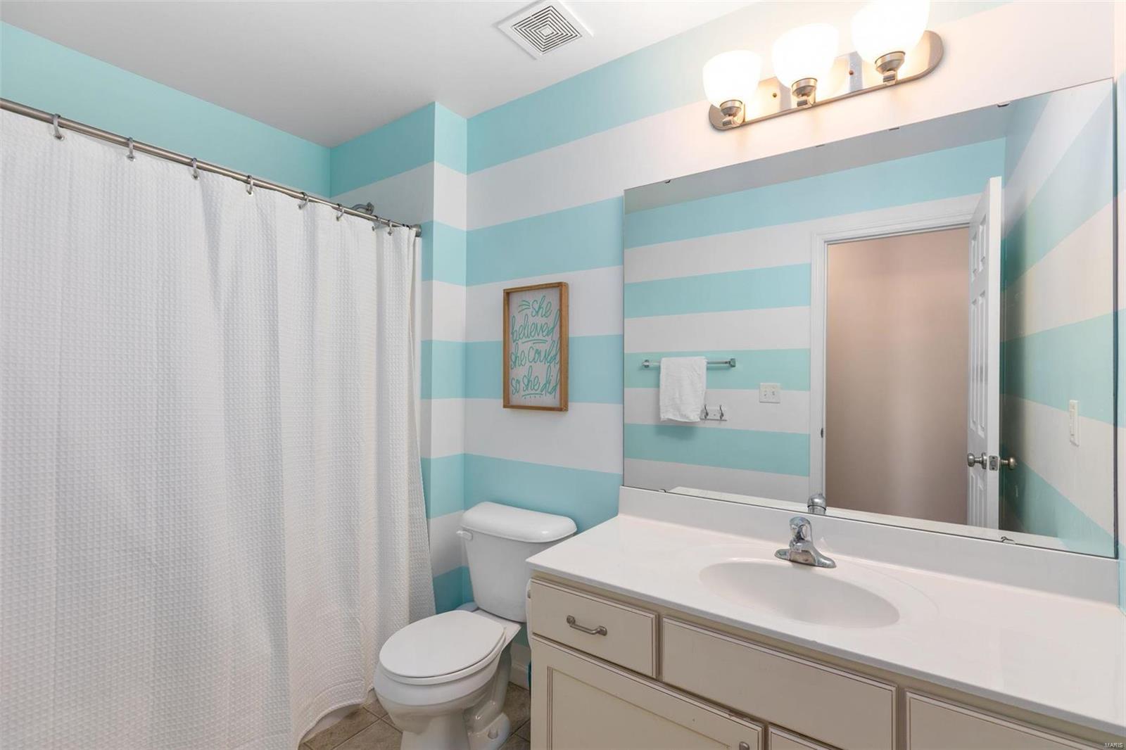 411 W Woodbine Avenue