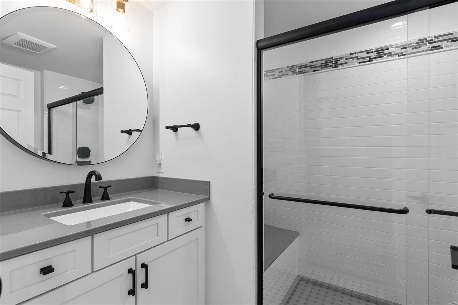 411 W Woodbine Avenue