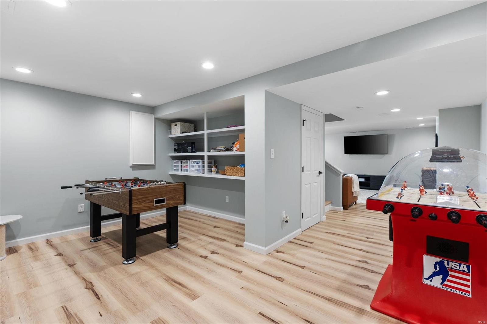 411 W Woodbine Avenue