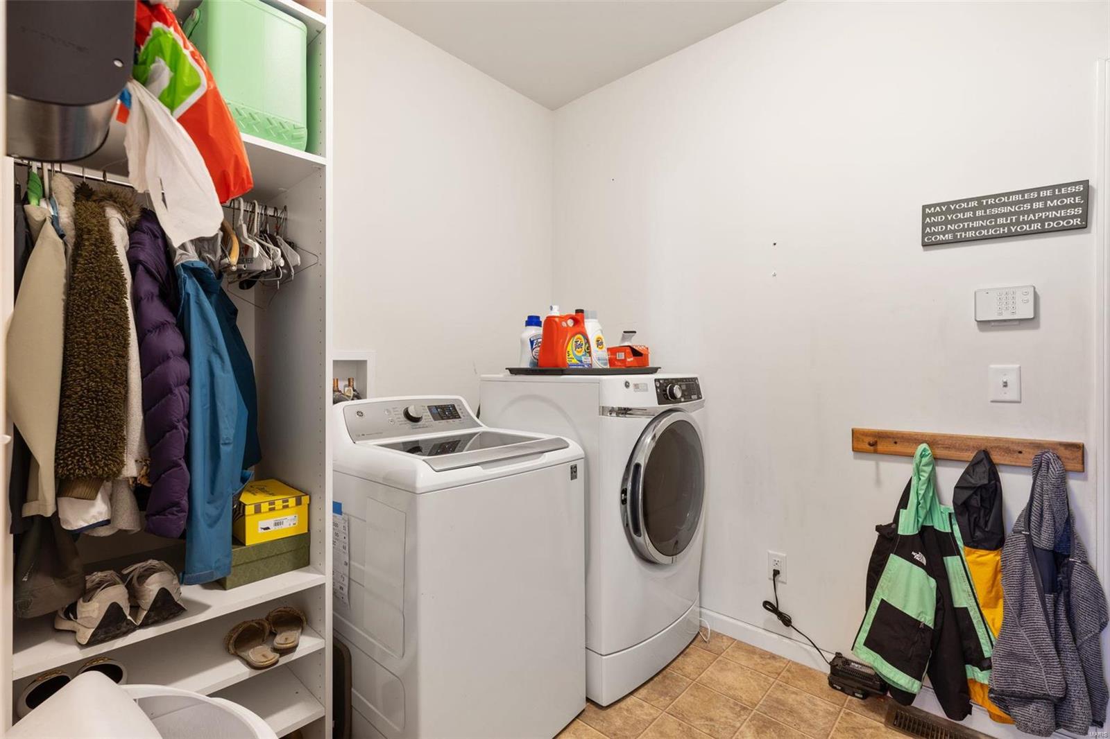 411 W Woodbine Avenue