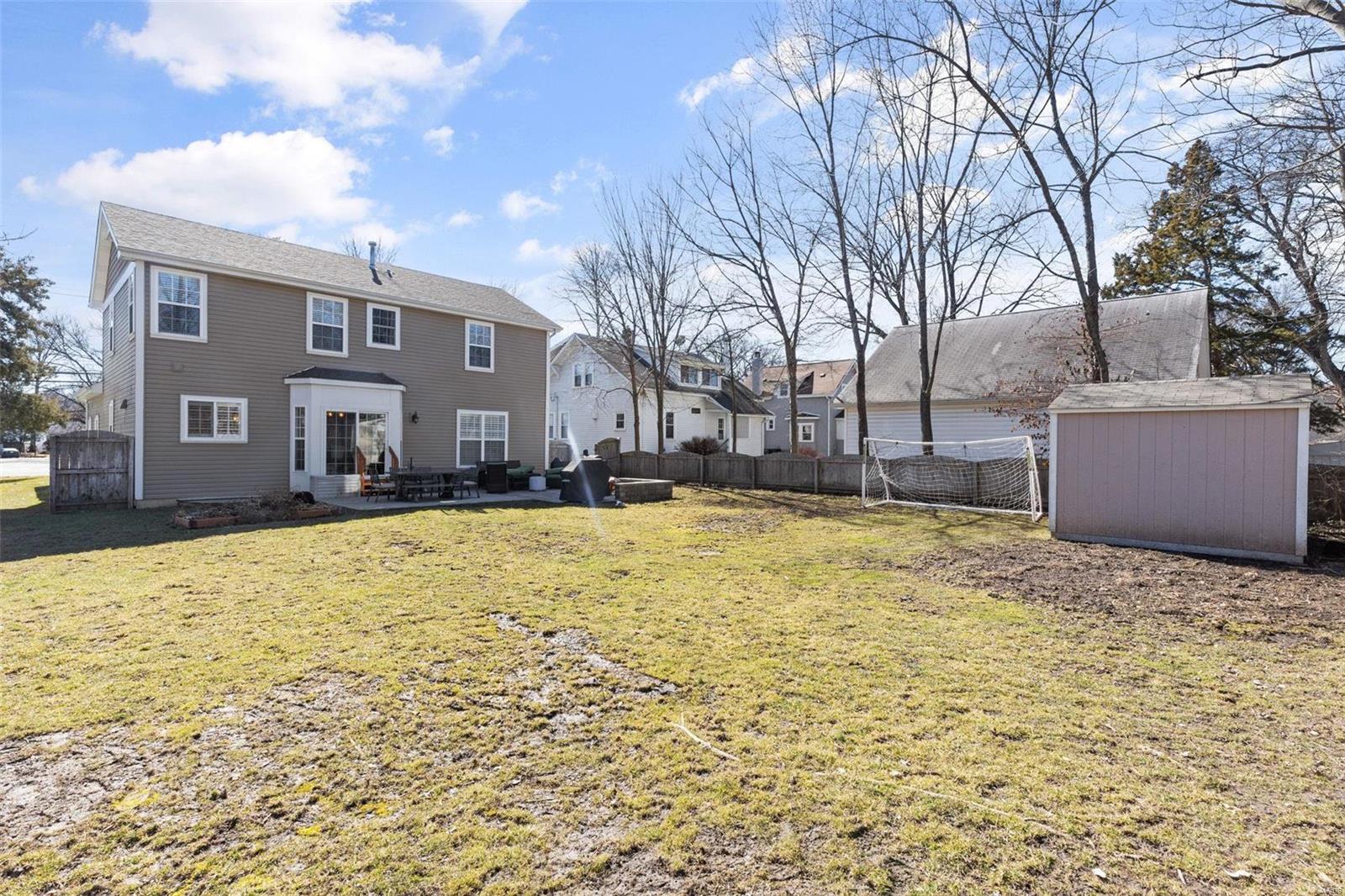 411 W Woodbine Avenue