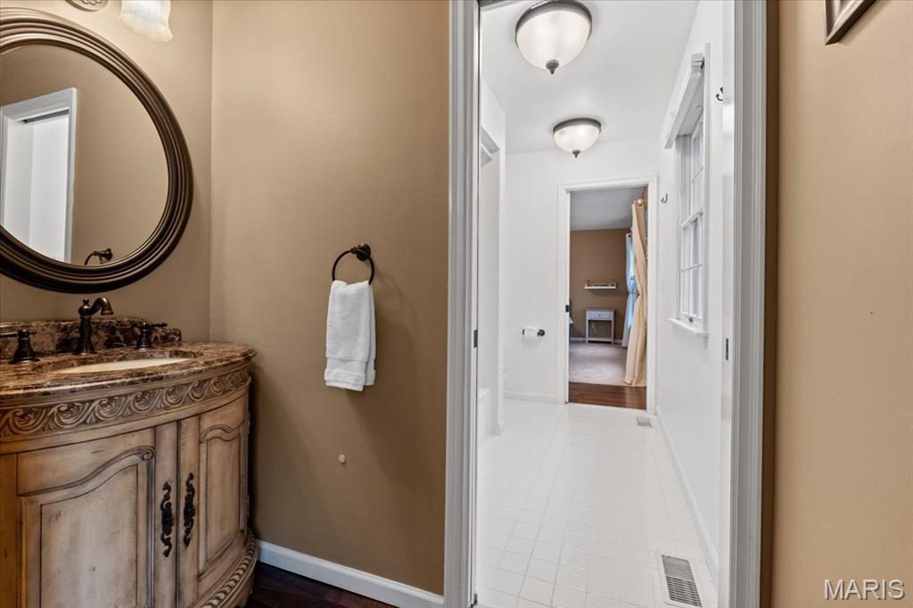 16049 Wilson Manor Drive