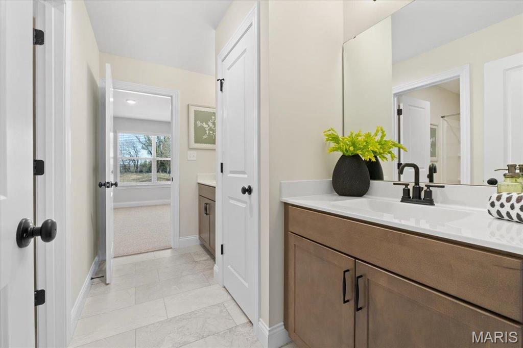 950 Tara Ridge Drive