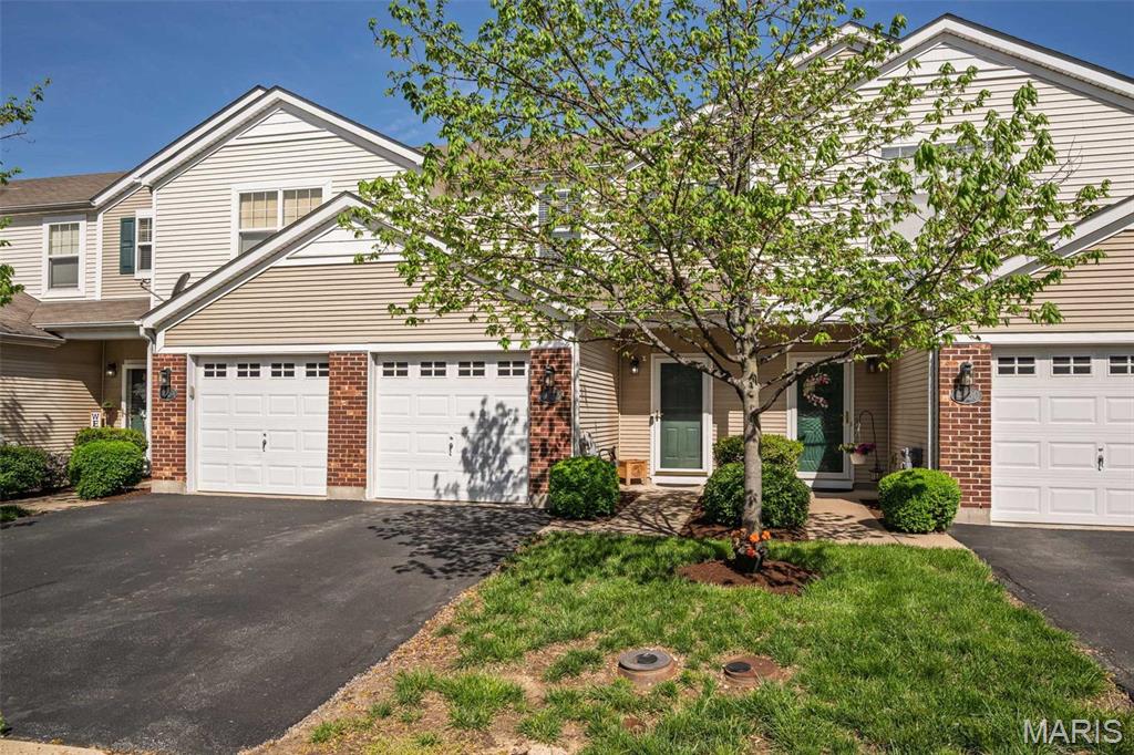 4832 Heritage Heights Circle