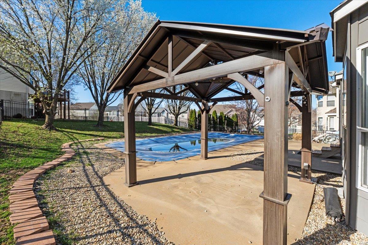 2568 Hickory Manor Drive