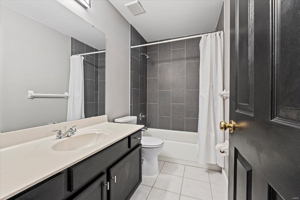 2568 Hickory Manor Drive