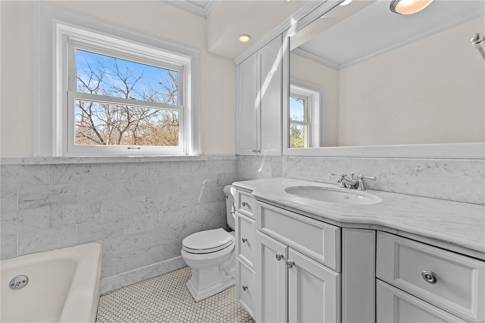 6317 Wydown Boulevard