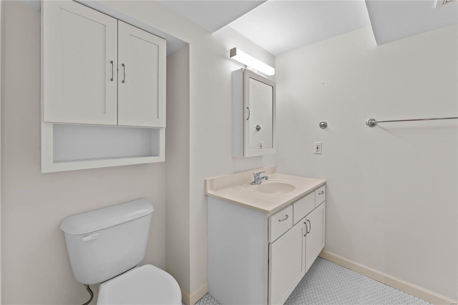 6317 Wydown Boulevard