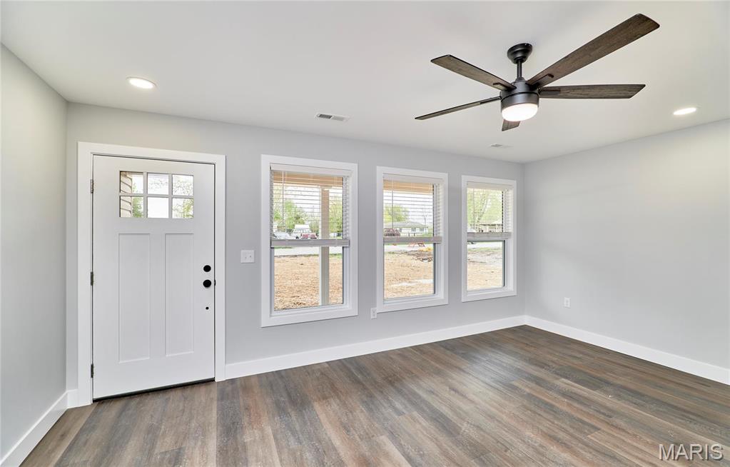 117 North Illinois Street