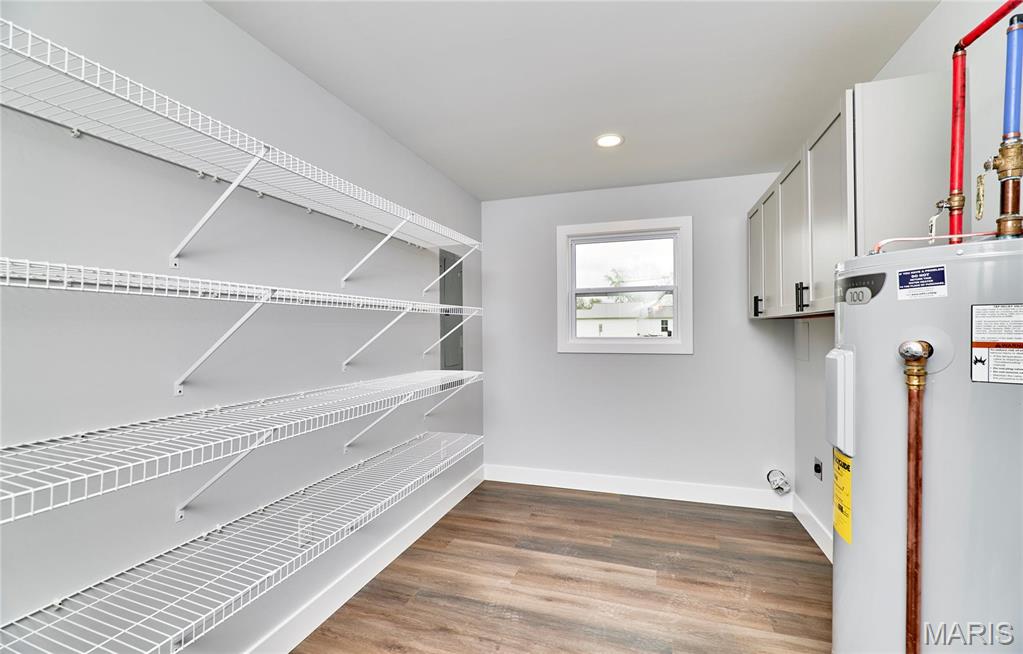 117 North Illinois Street