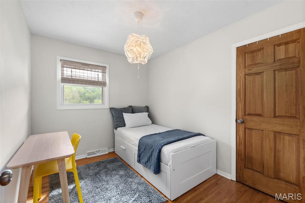 19029 Saint Albans Road