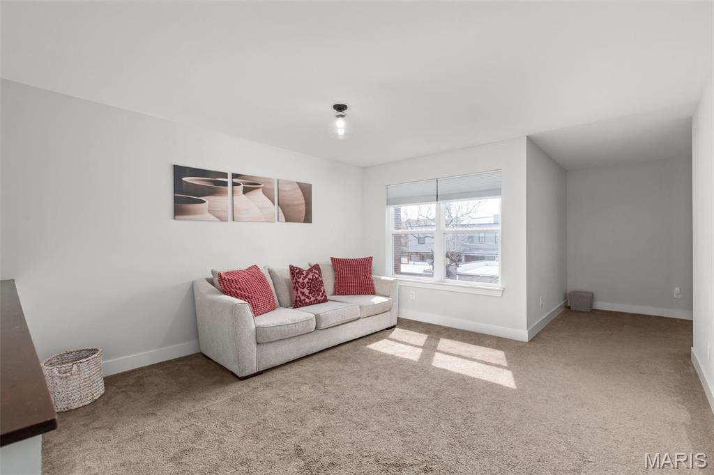 3208 Henrietta Street