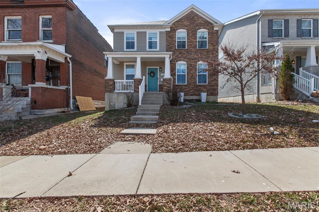 3208 Henrietta Street