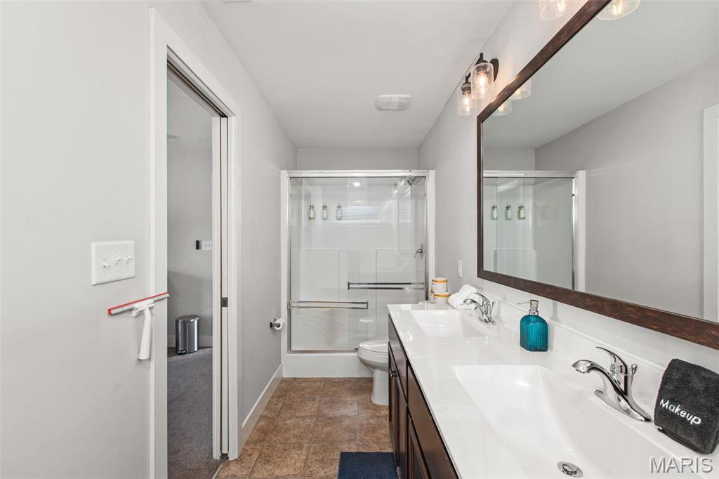 3208 Henrietta Street