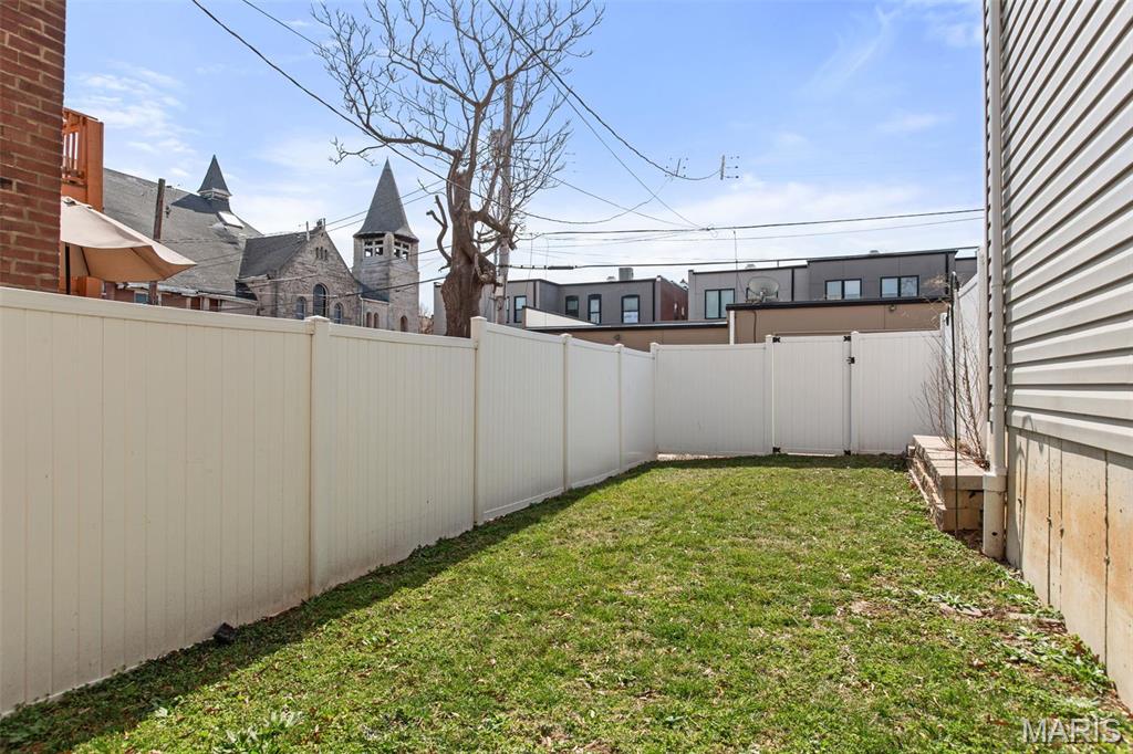 3208 Henrietta Street