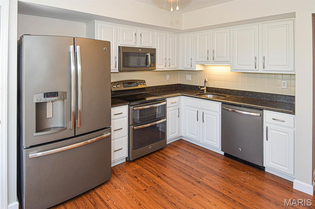 1016 Ridgeway Meadow Drive