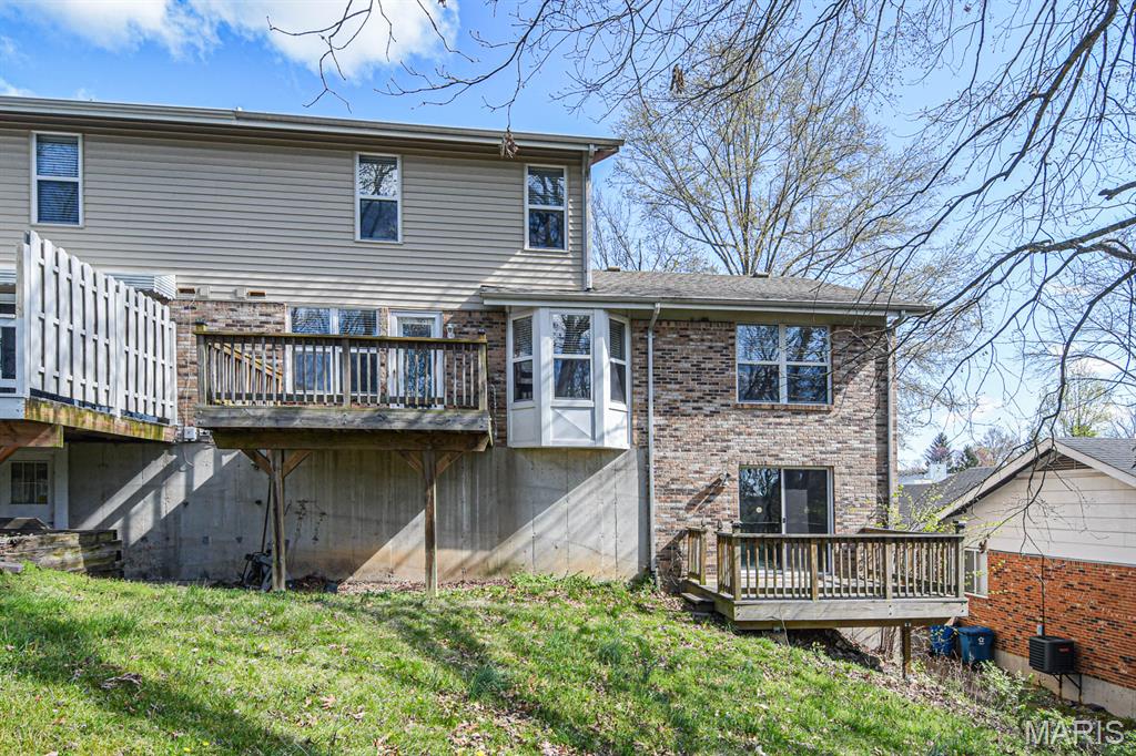 1016 Ridgeway Meadow Drive