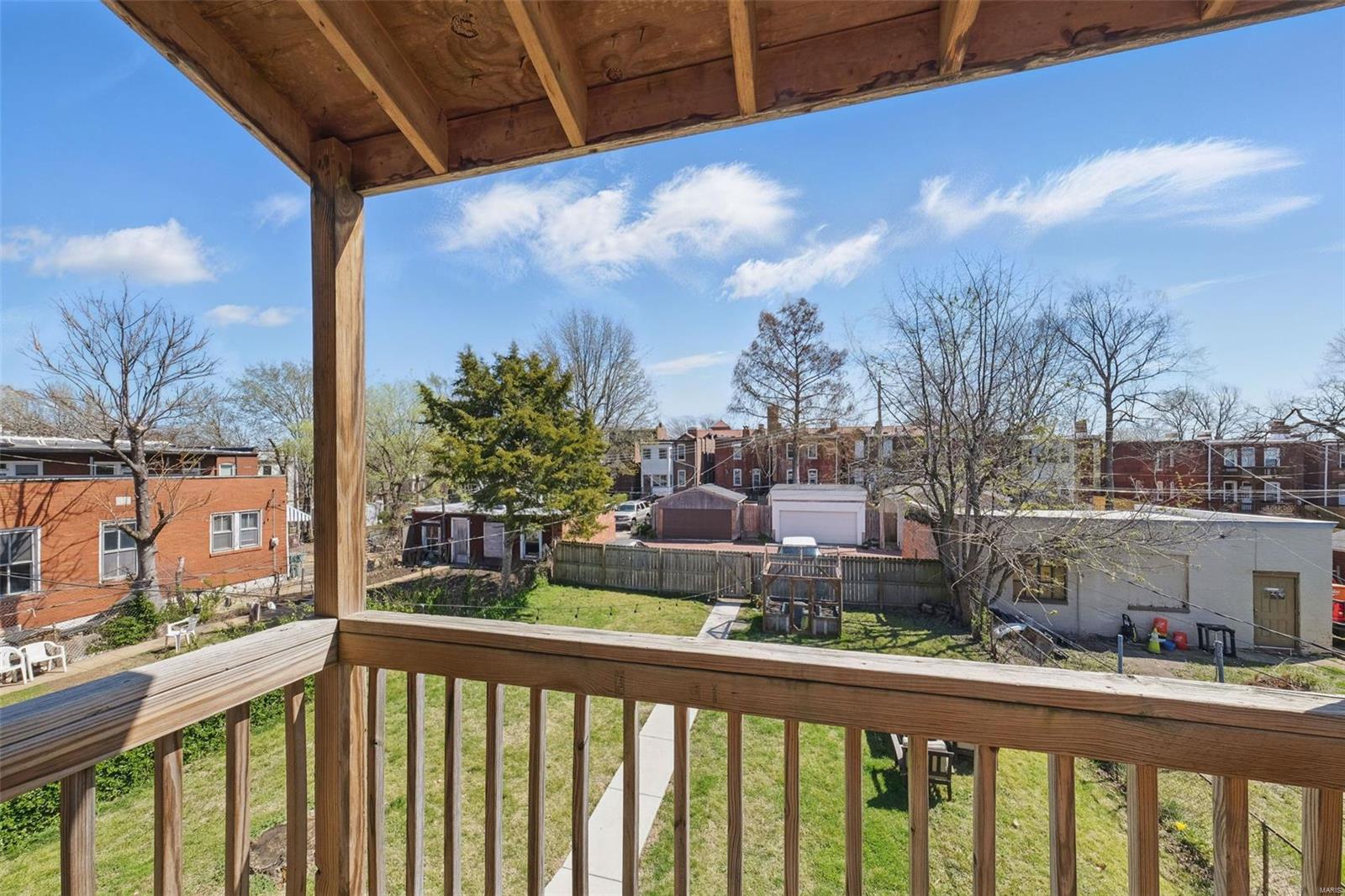 3414 S Spring Avenue