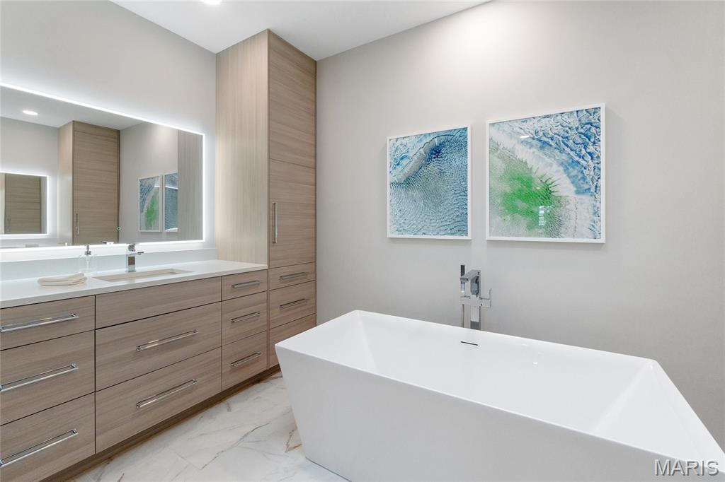 14628 Amberleigh Hill Court