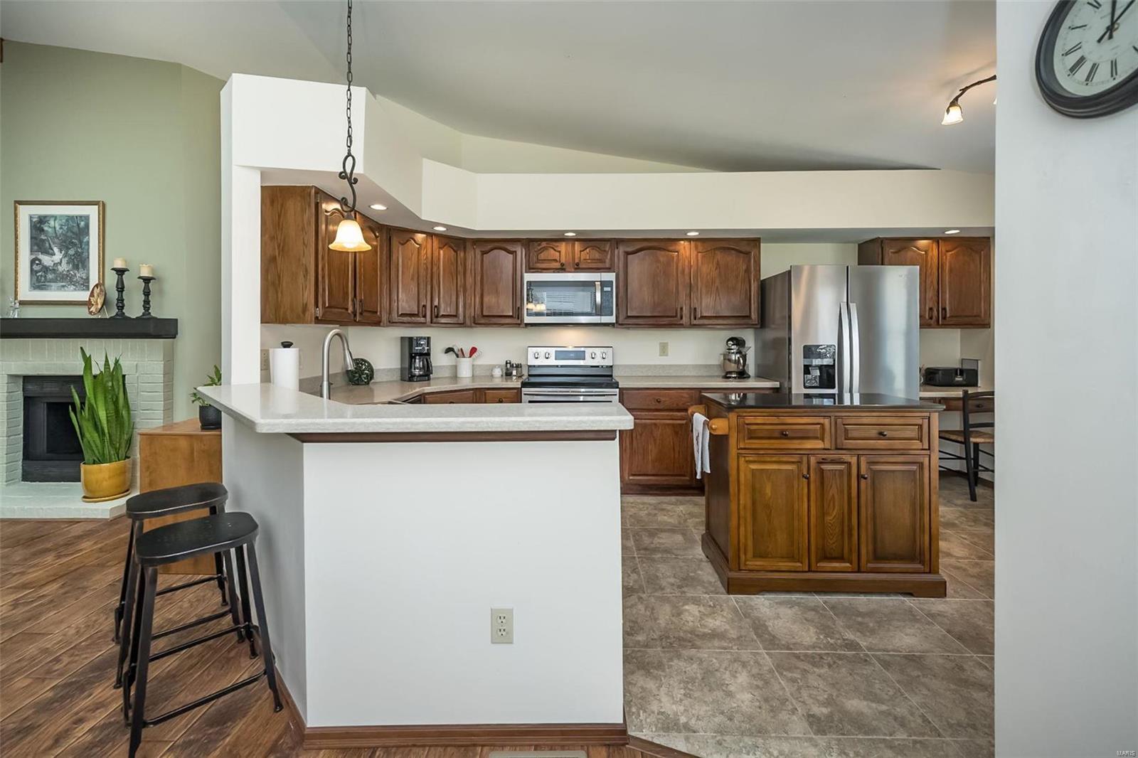 558 Oak Ridge Trails Court