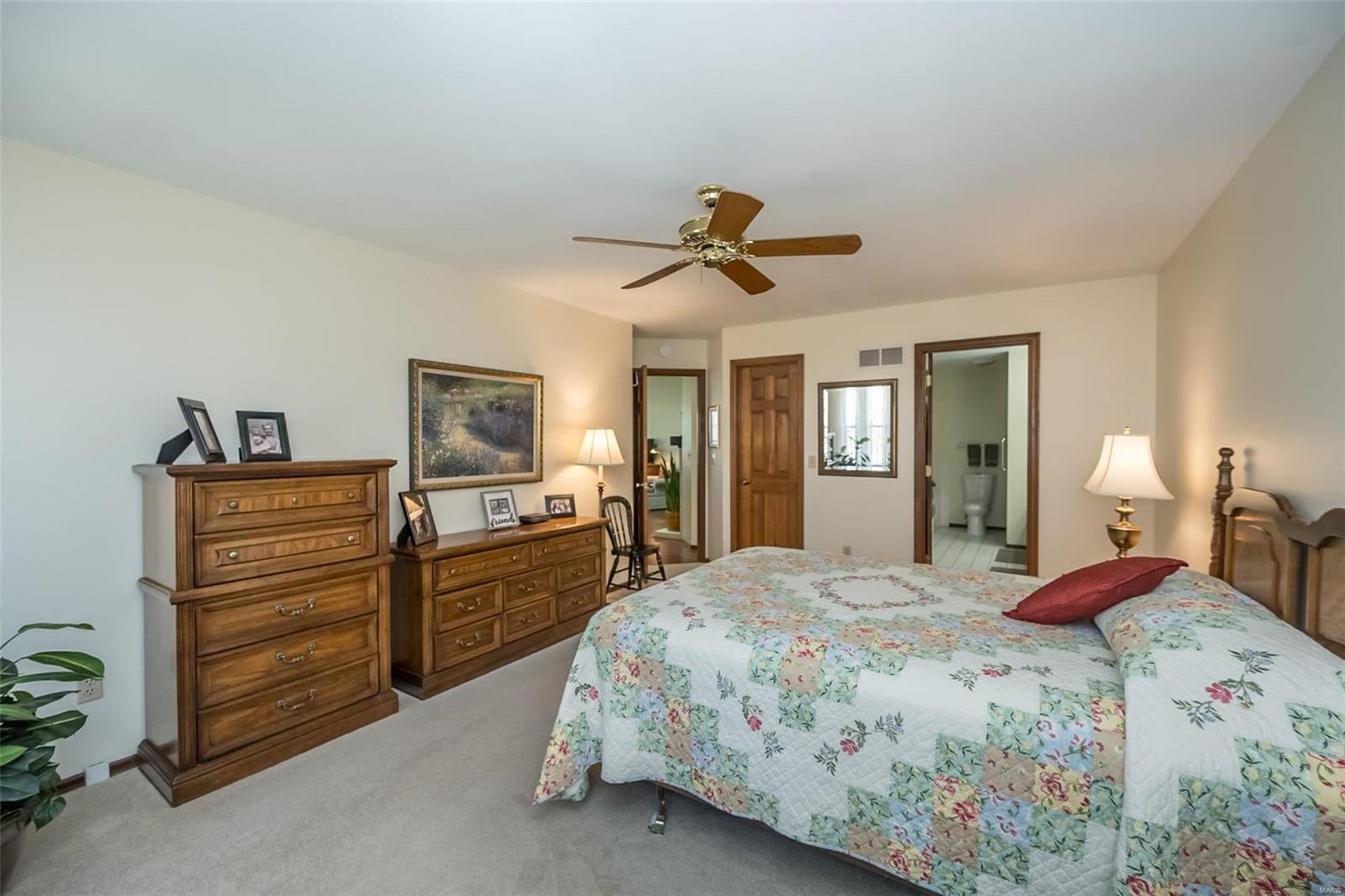 558 Oak Ridge Trails Court