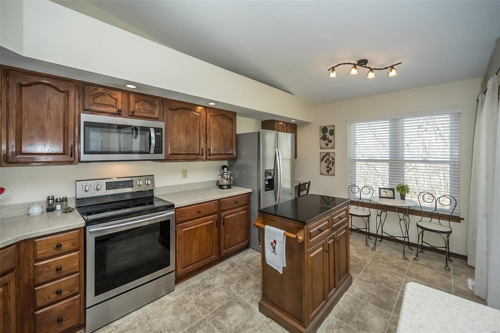 558 Oak Ridge Trails Court