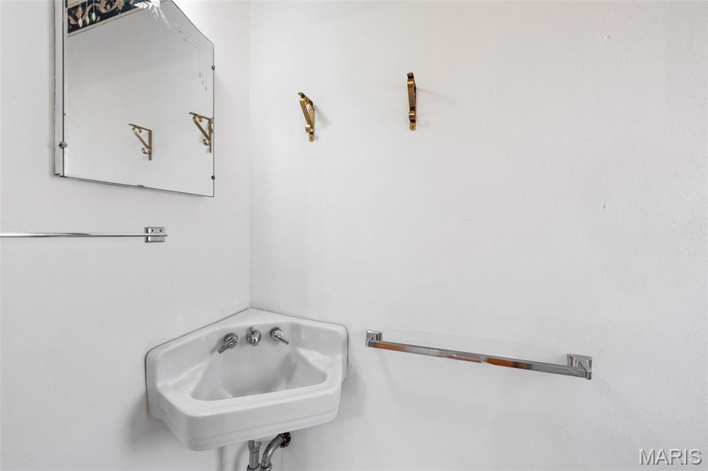 10634 Larkspur Drive