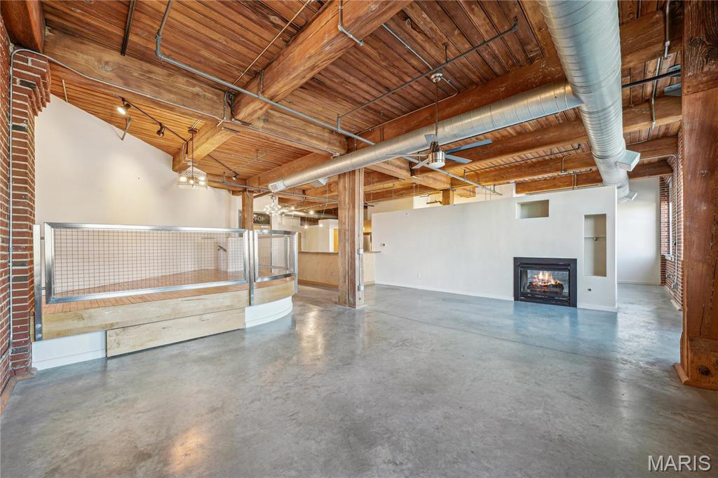 703 N 13th Street Unit: 404