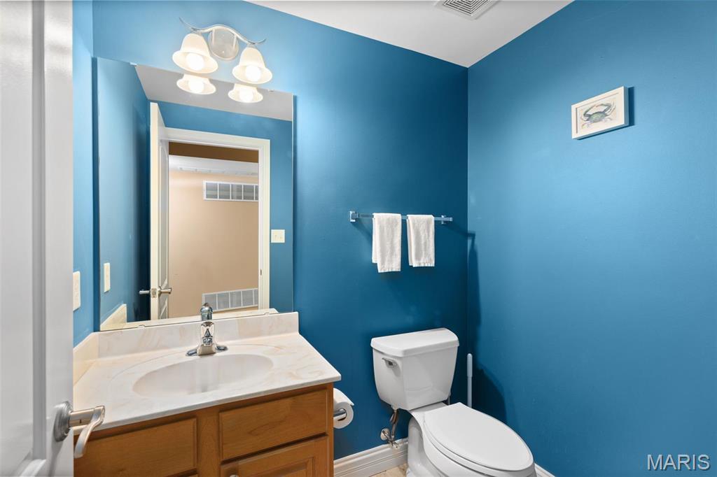 5617 S Magnolia Avenue