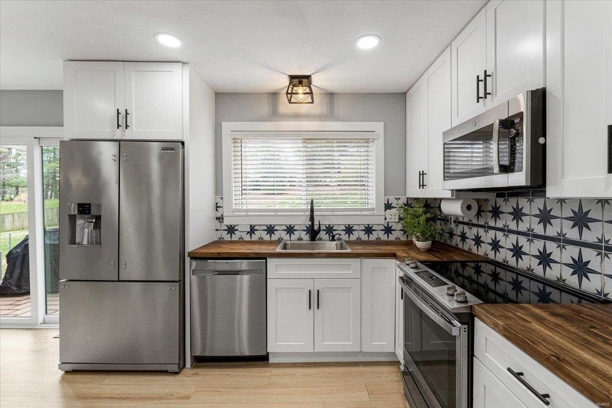 47 White Plains Drive