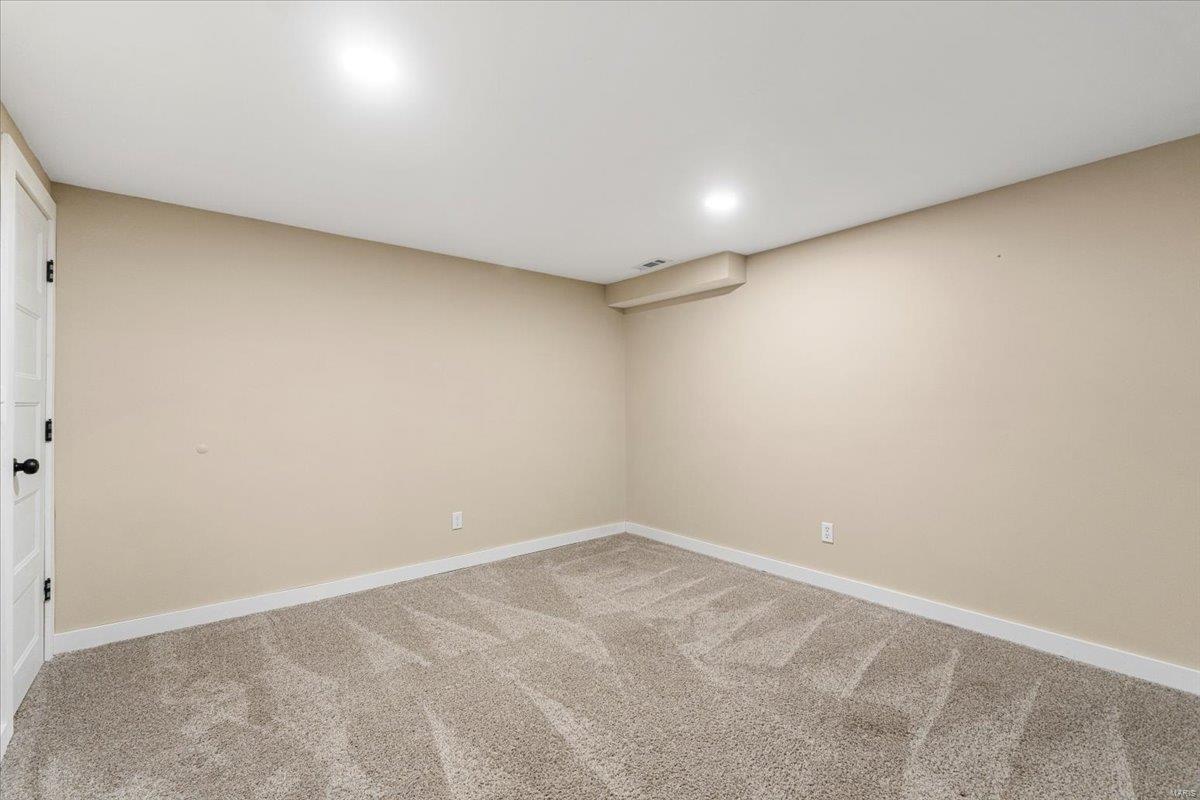 47 White Plains Drive