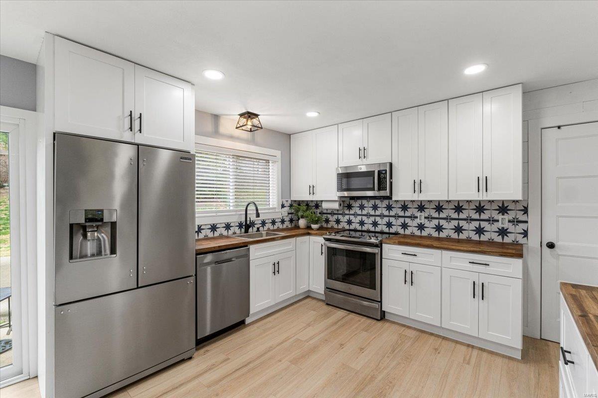 47 White Plains Drive