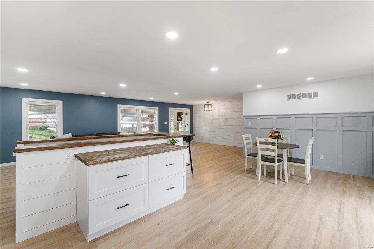 47 White Plains Drive